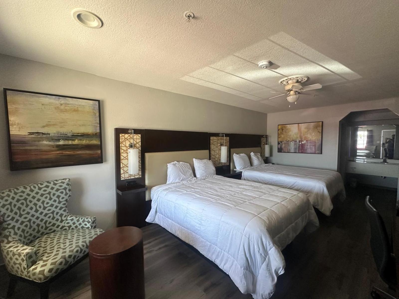 Executive Inn & Suites West Columbia Buitenkant foto