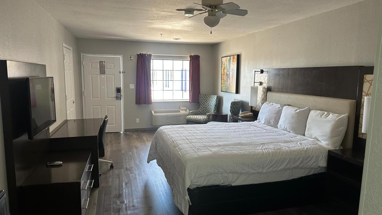 Executive Inn & Suites West Columbia Buitenkant foto